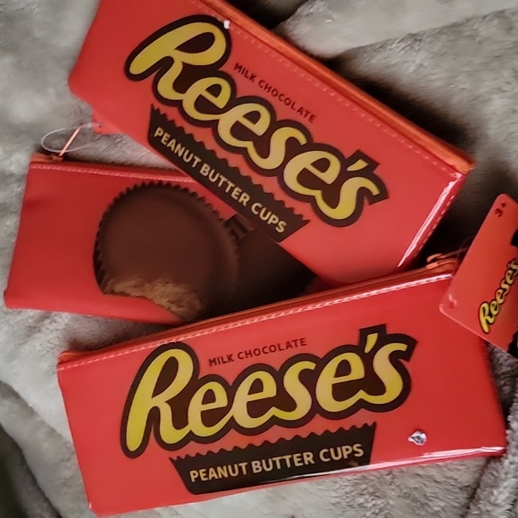 COPY - Reese’s Peanut ButterCup ChocolateVinyl ZipperPencil/Make Up/Coin/Wallet… - Picture 2 of 4